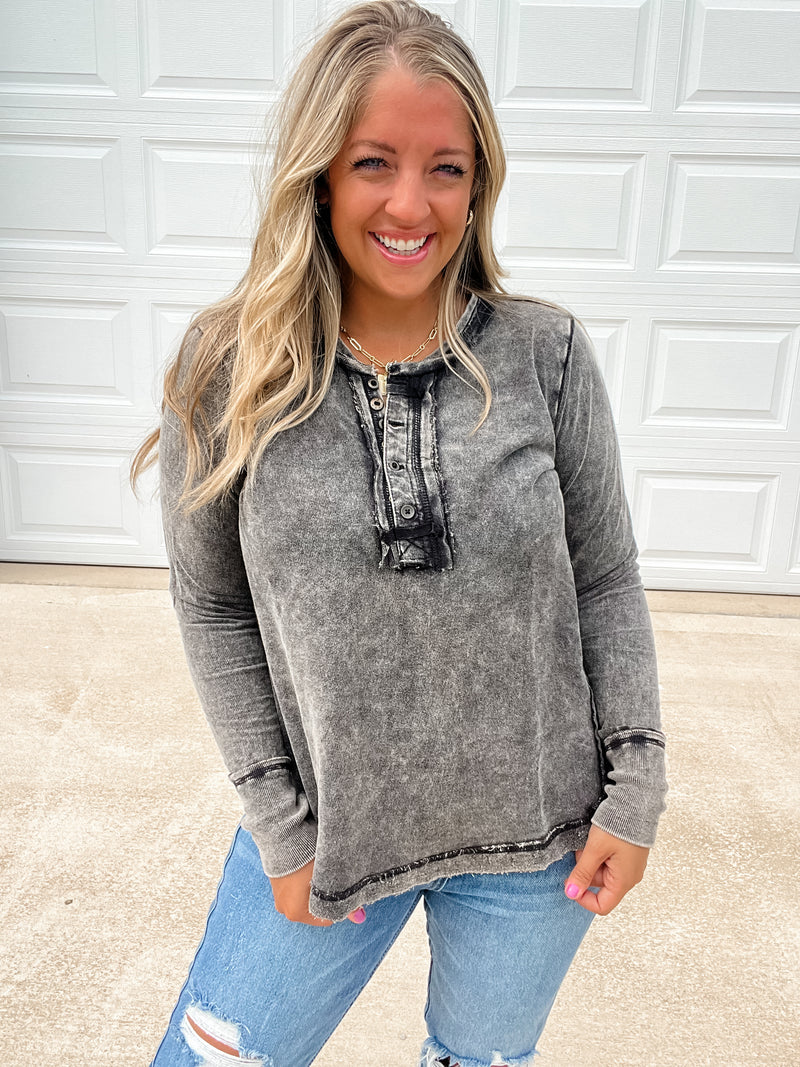 The Fade Into Comfort Top - Ash Black