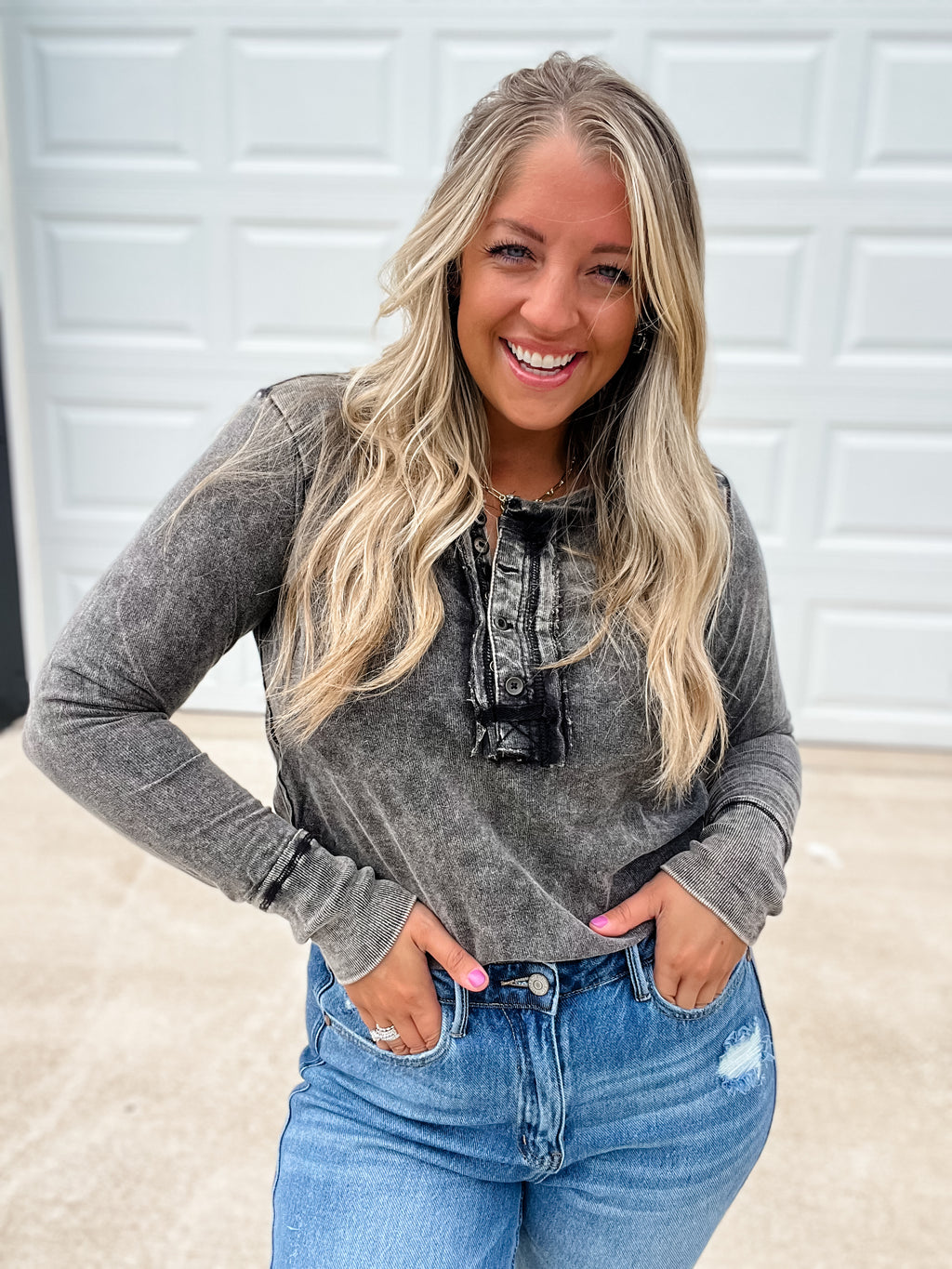 The Fade Into Comfort Top - Ash Black